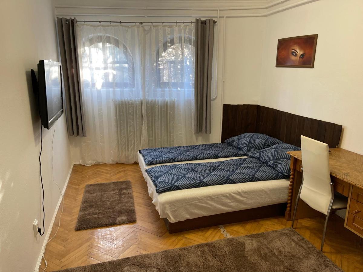 Апартаменты Szimpla Apartman Мишкольц Экстерьер фото